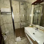 Hotel Dinasty 4*