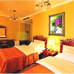 Hotel Dinasty