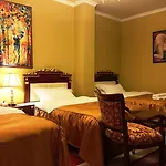 Hotel Dinasty Tirana