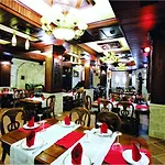 Hotel Dinasty