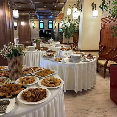 Dinasty Hotel 4*
