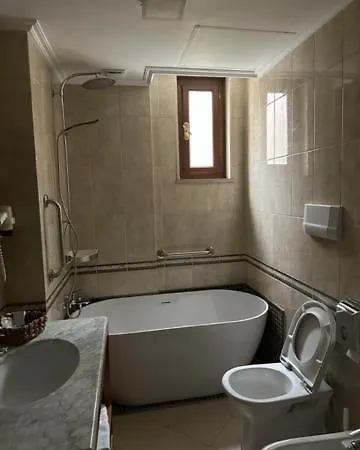 Hotel Dinasty
