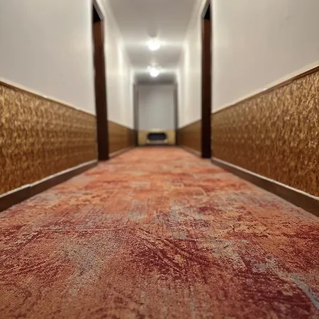 Dinasty 4* Tirana
