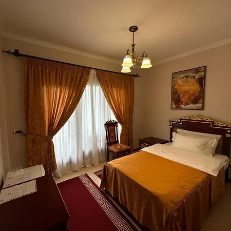 ダイナスティー 4*