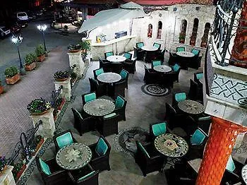 Hotel Dinasty