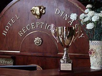 Hotel Dinasty 4*