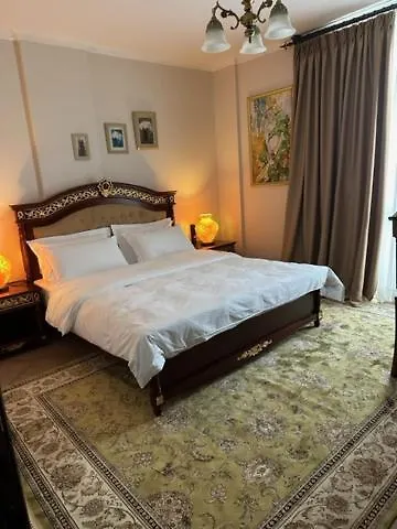 Szálloda Dinasty Tirana