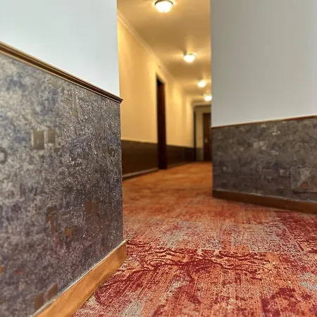 Hotel Dinasty Tirana