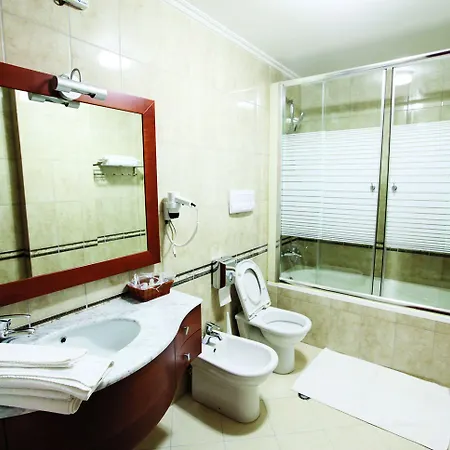 Dinasty 4* Tirana