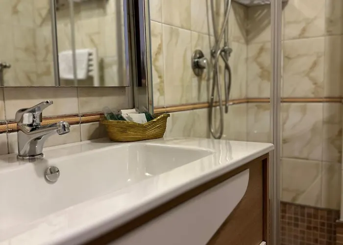 Hotel Dinasty Tirana